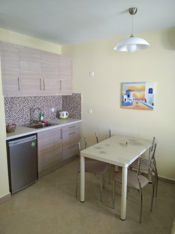 Santa Rinoula Suites Sea Sunset Views Adults Only Megalochori  Exterior photo