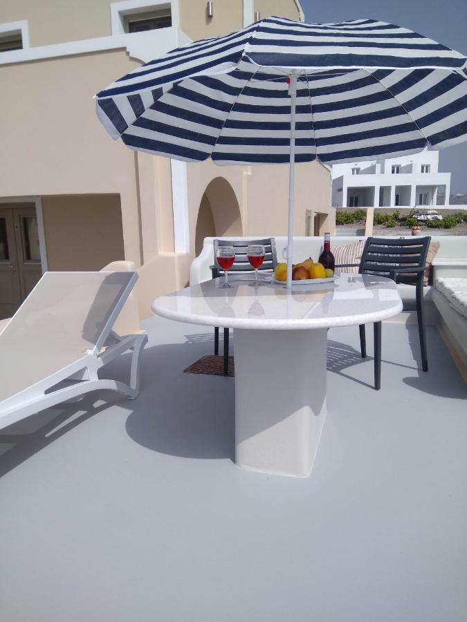 Santa Rinoula Suites Sea Sunset Views Adults Only Megalochori  Exterior photo