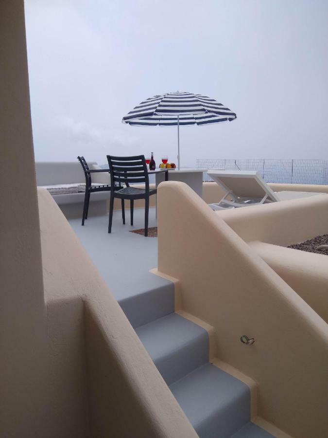 Santa Rinoula Suites Sea Sunset Views Adults Only Megalochori  Exterior photo